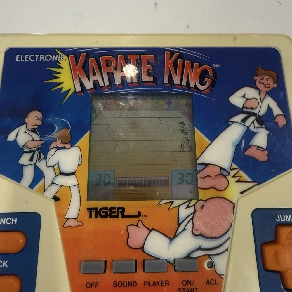 Karate King Tiger Electronics‎ Handheld LCD Game 1987 Vintage Tested Working